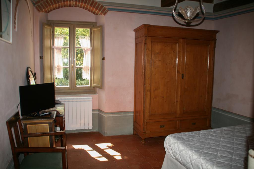Residenza Fra Le Torri - Charme & Art Gallery Home Arezzo Szoba fotó
